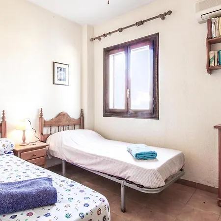 Lovely In With Kitchen Apartment *