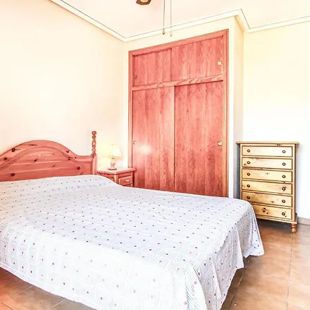 Lovely In With Kitchen Apartment *